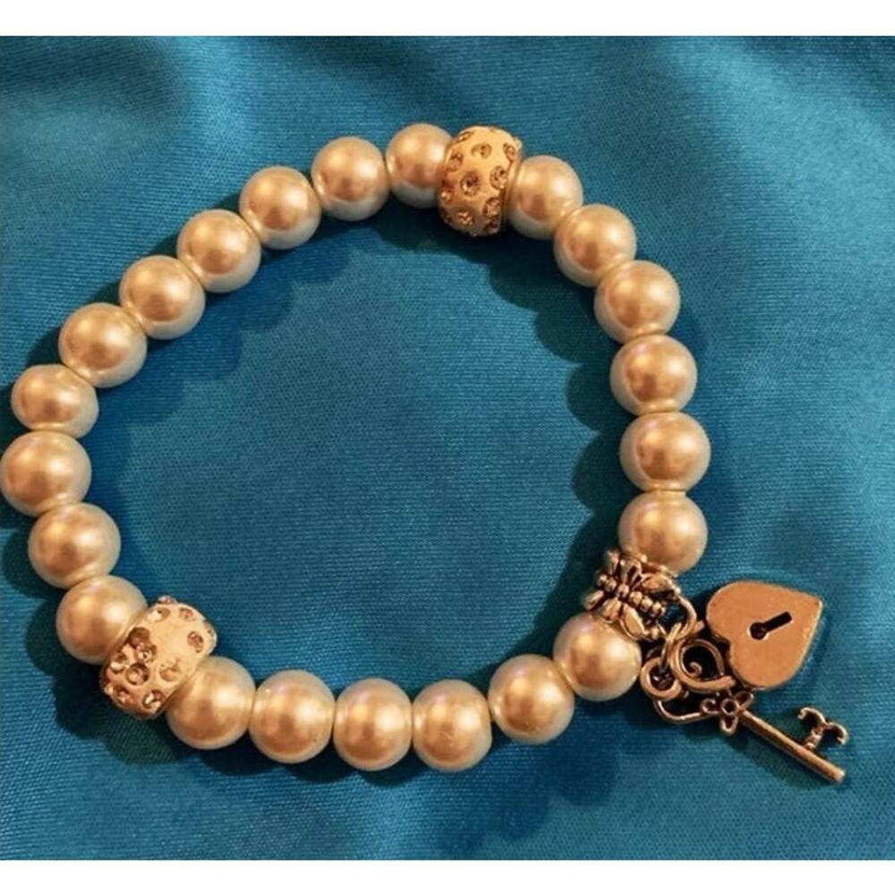 Open‎ Heart Bracelet